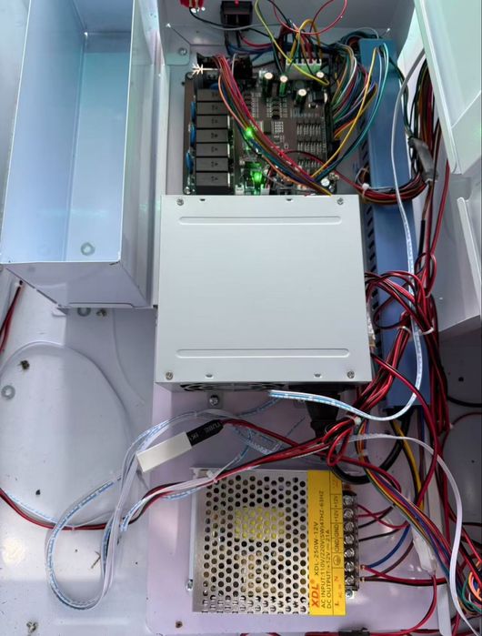 Хапайка , кран машина , аттракцион , призовой автомат ,