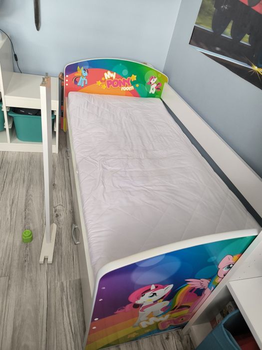 Łóżko dziecięce 160x80 używane, materac, szuflada