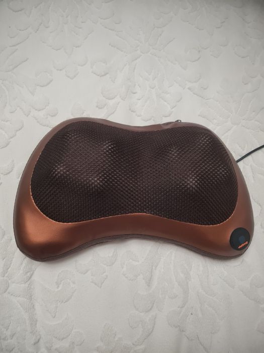 Масажна подушка з підігрівом