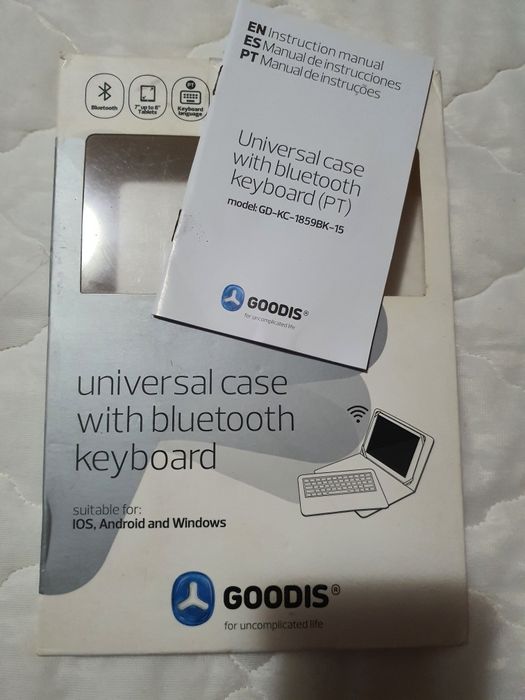 Capa com teclado para tablet nova