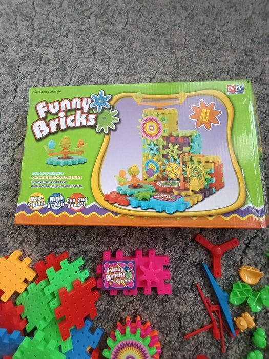 Дитячий конструктор Funny Bricks, 81 деталь, новий