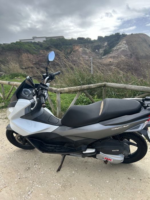 Moto Pcx 2017 completa