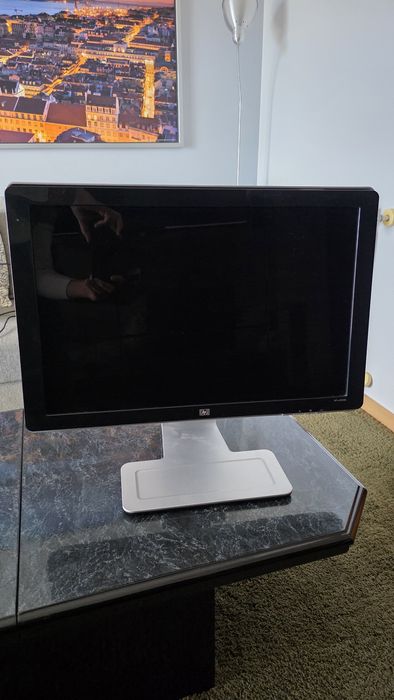 Monitor  HP 24" w2408h