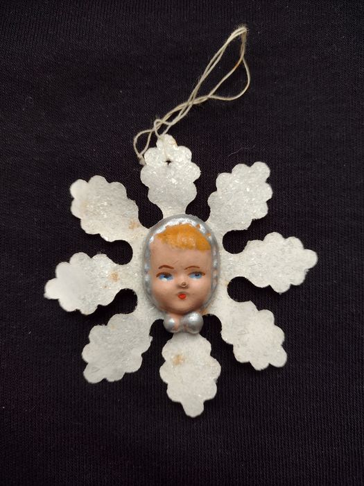 Снежинка на ёлку