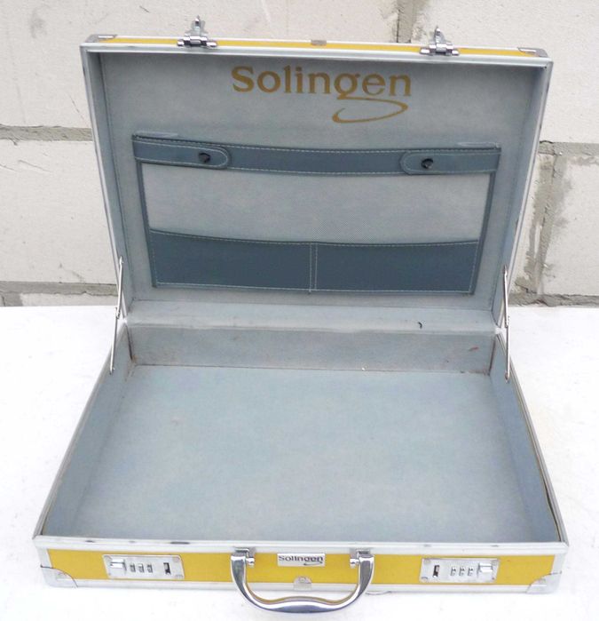 Walizka Solingen 45x33x10,5cm Etui Case Organizer Futerał