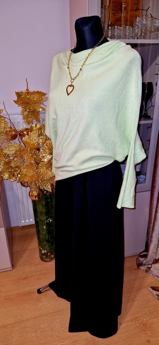 Sweter damski skos , nowy