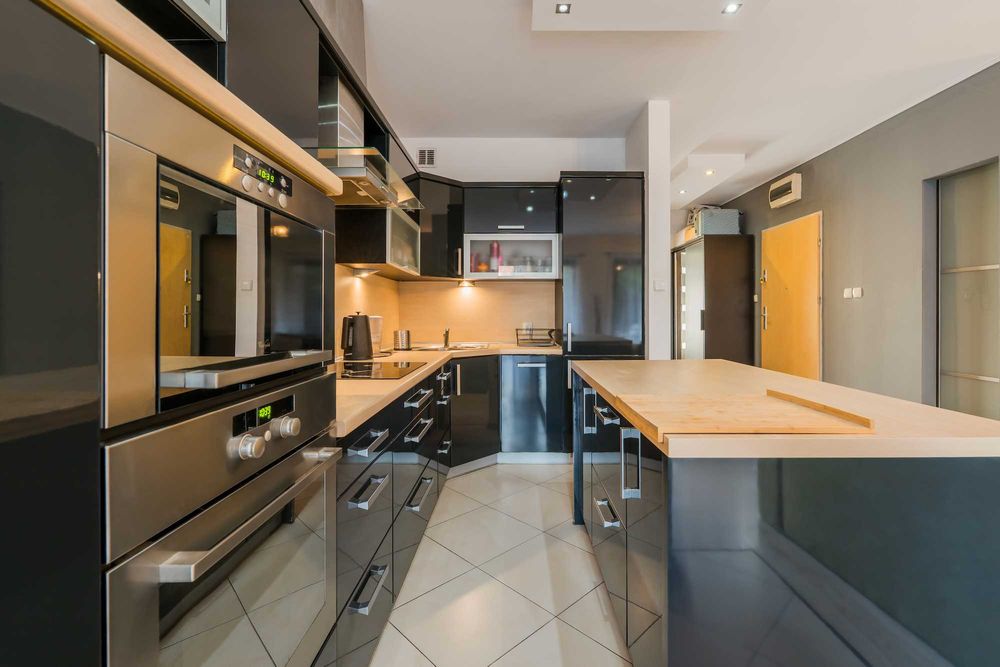 2 pokoje, 54m² z dużym tarasem-patio. Pet-friendly!