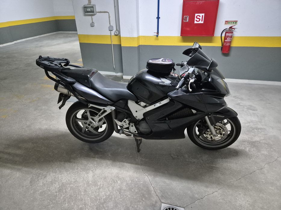 Honda VFR 800 VTEC