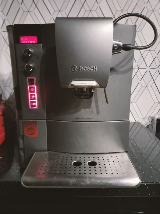 Ekspres ciśnieniowy do kawy