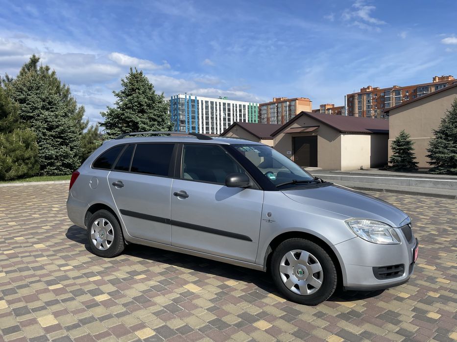 Авто Skoda fabia 2009 універсал