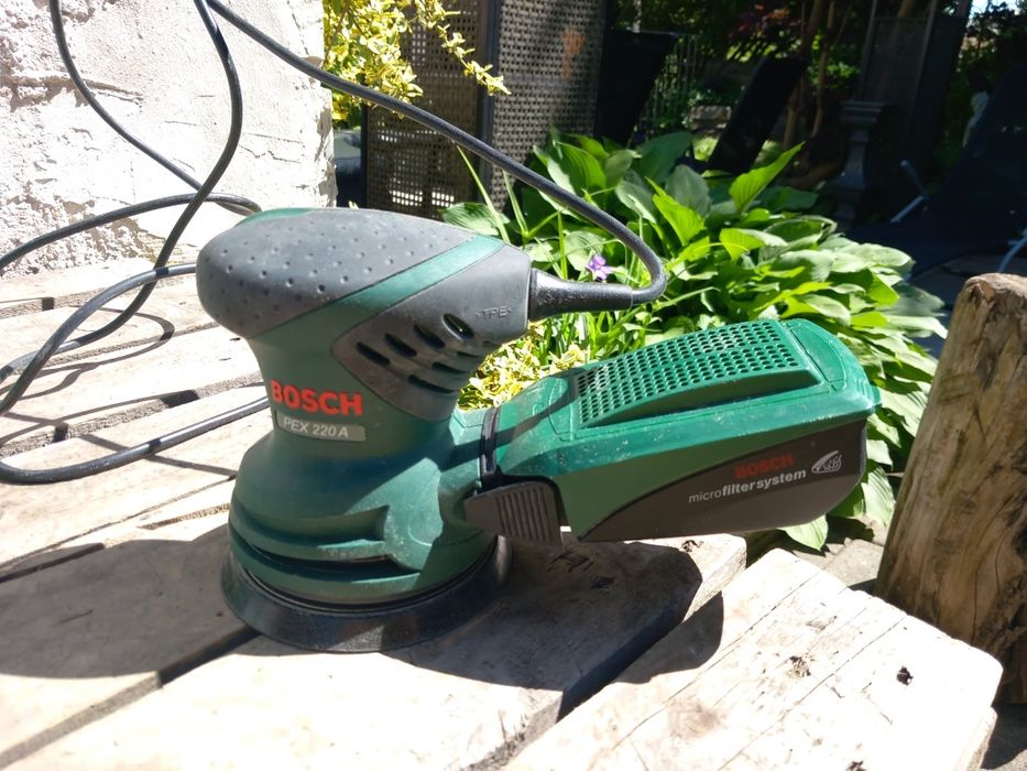 Szlifierka Mimośrodowa 125mm Bosch 220W PEX 220 A