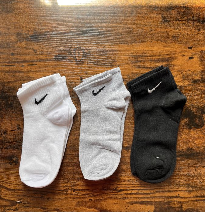 Skarpetki nike 6 par nowe skarpetki nike skarpetki na jesień