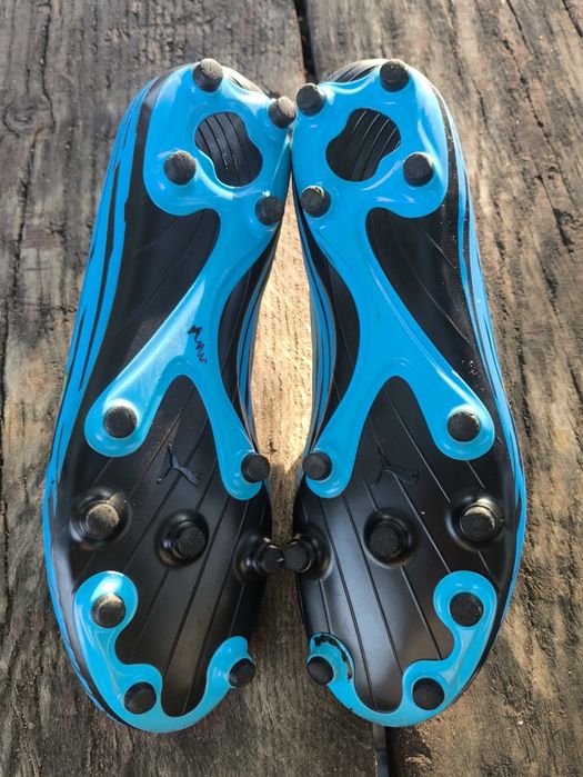 Puma Rapido Iii Fg/Ag Buty piłkarskie /Korki męskie do gry w piłkę nie