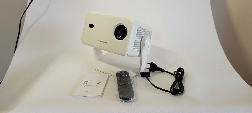 Проектор Magcubic L018