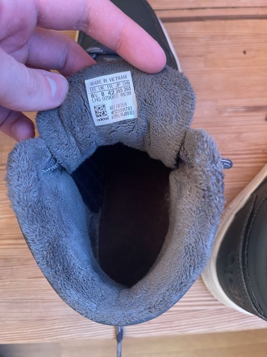 Теплі зимні кросівки Adidas з утеплювачем