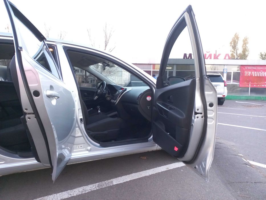 Kia Ceed 2009 VIN Y6DHB512AAL192556 фото оголошення 12 з 23