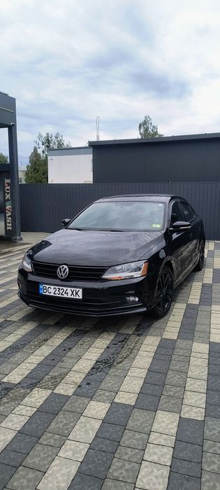 Продам Volkswagen Jetta Black Edition