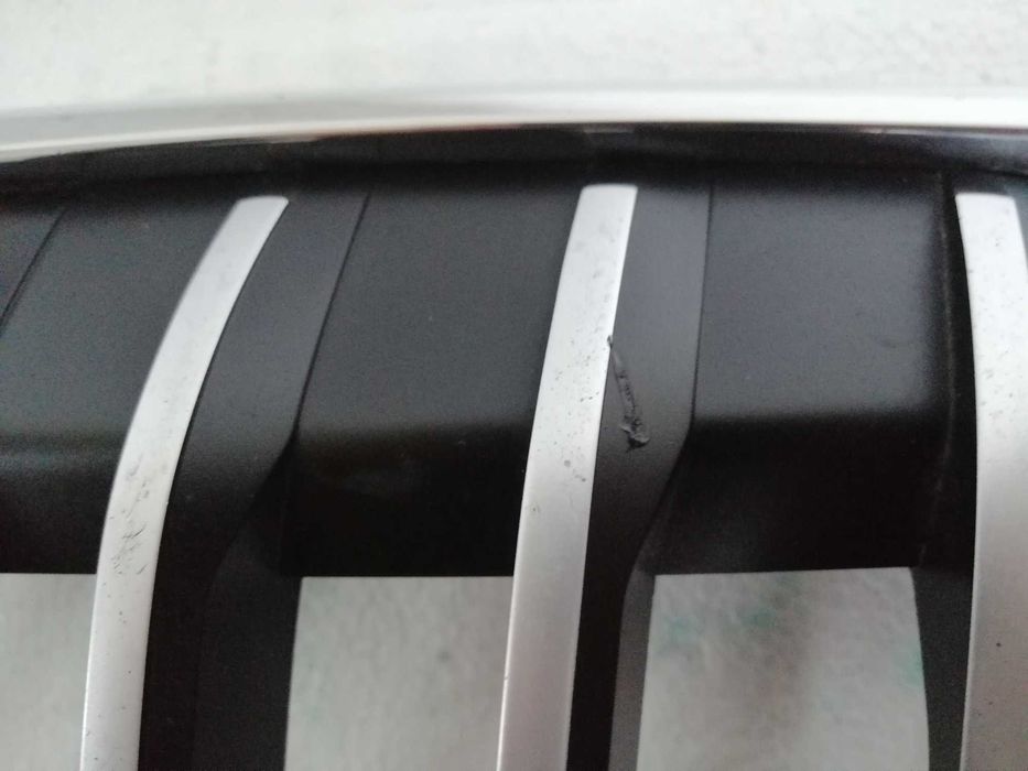 Atrapa grill nerka lewa BMW X1 F48 chrom 7.354.823