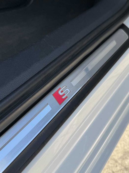 Audi A6 2018 VIN WAUM2AF20KN042570 фото оголошення 9 з 19