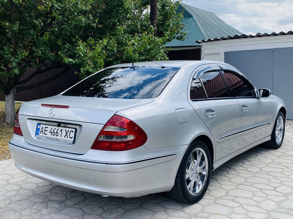 К вашему вниманию в породаже Mercedes Benz  надёжный конфортный w211 2003 года