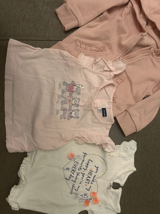 Футболки кофточки 6-9 мес