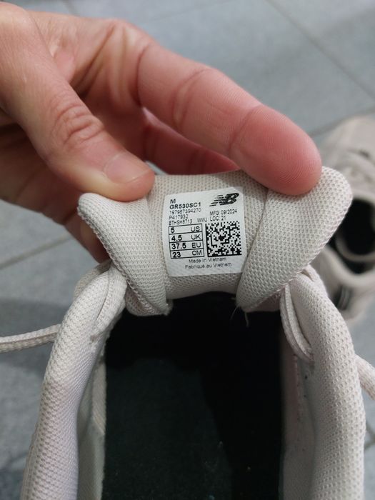 Sapatilhas new balance bege