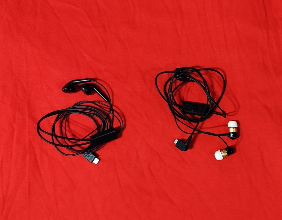 Продам аксессуары для телефона LG GX 300