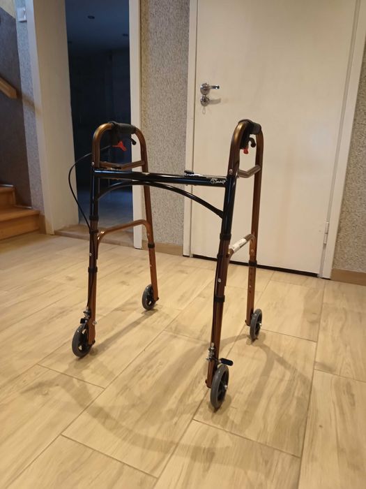 Chodzik inwalidzki