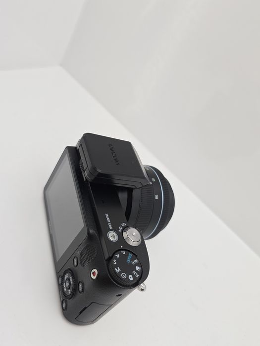 Samsung NX1000 гарний стан