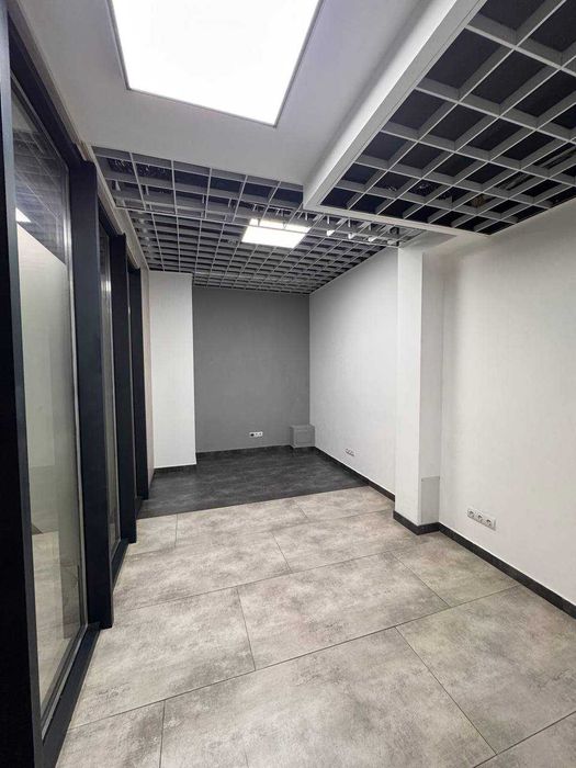 Сучасний стильний офіс