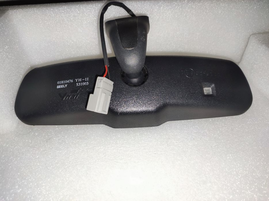 Дзеркало салону geely нове .