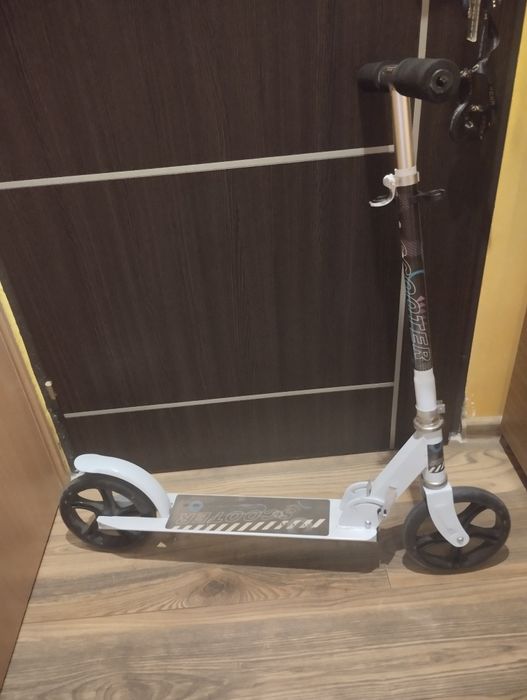 Hulajnoga duża również dla osoby dorosłej