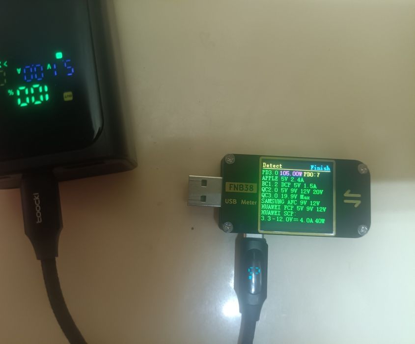 Продам повербанк PD100