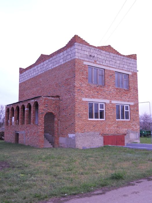 Дом Миколаївська область, Баштанський район, с. Лоцкіно 160 кВ.м.