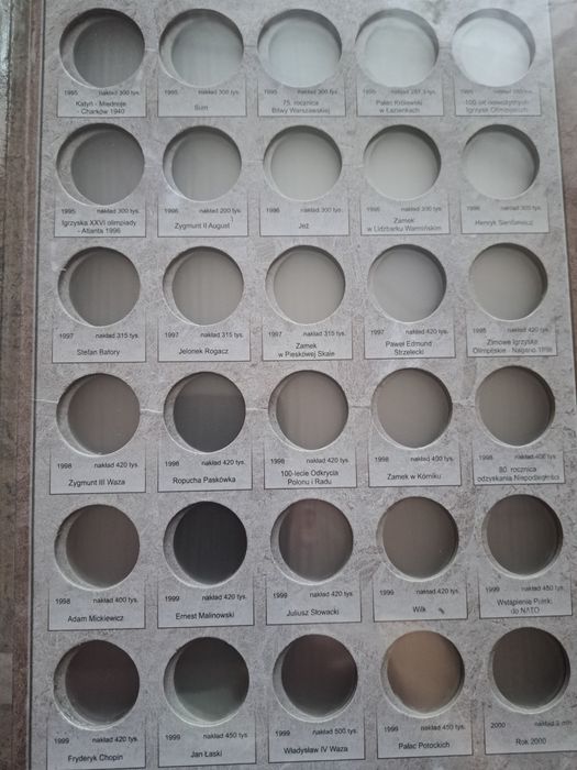 Album na monety 2zł plus 5zł.