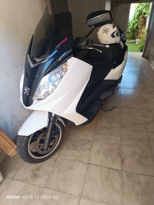 Pegeot satelis 125