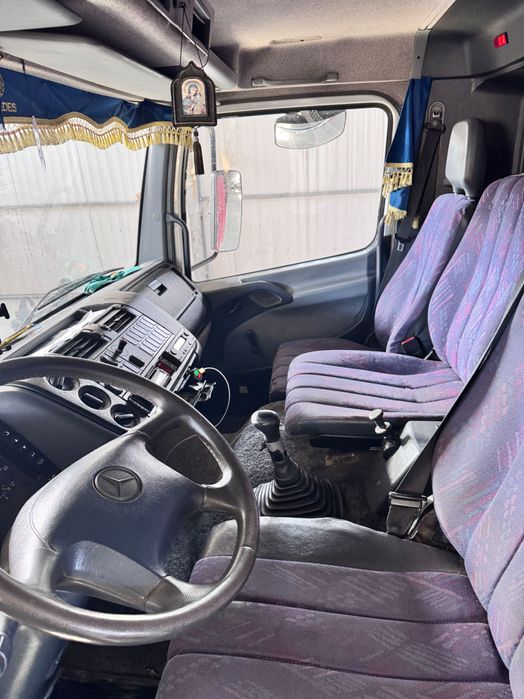 Маніпулятор Mercedes-Benz Atego