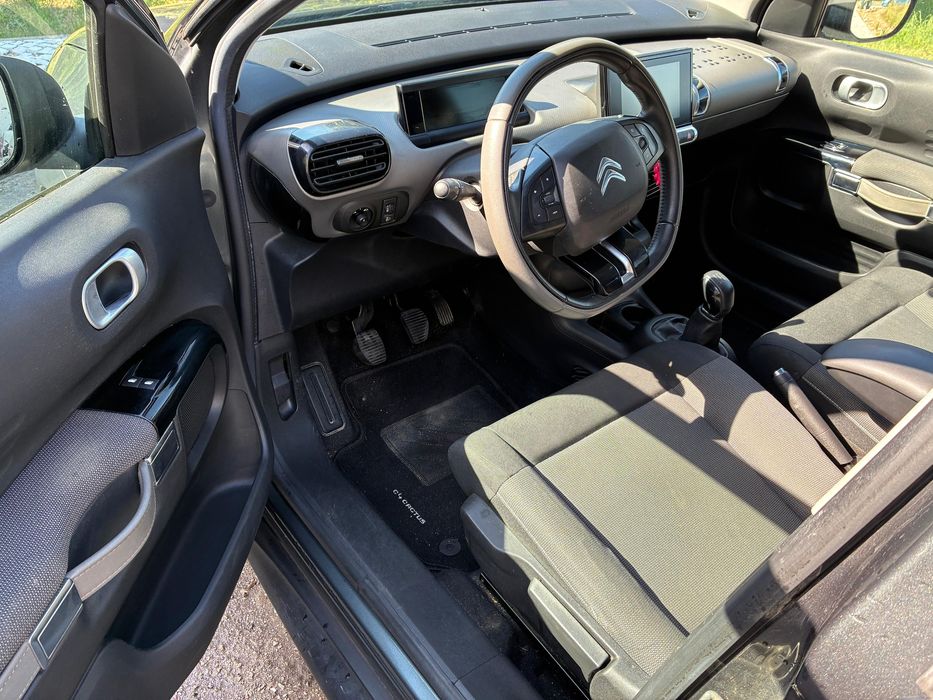 Citroën C4 Cactus 1.2 PureTech 110cv – 2017 | Full Extras