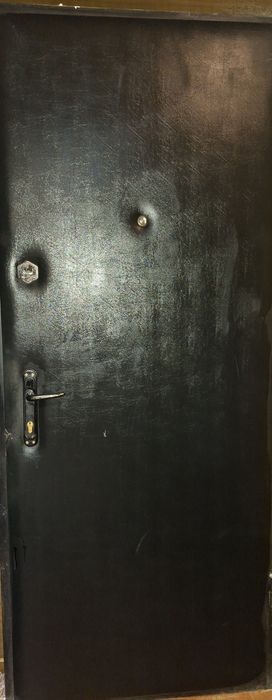 Продам бронедвері