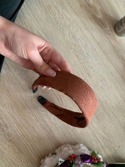 Обручі, віночки.