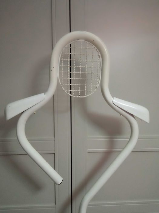 Cabide de pé vintage, centenário (para restauro),peça rara.