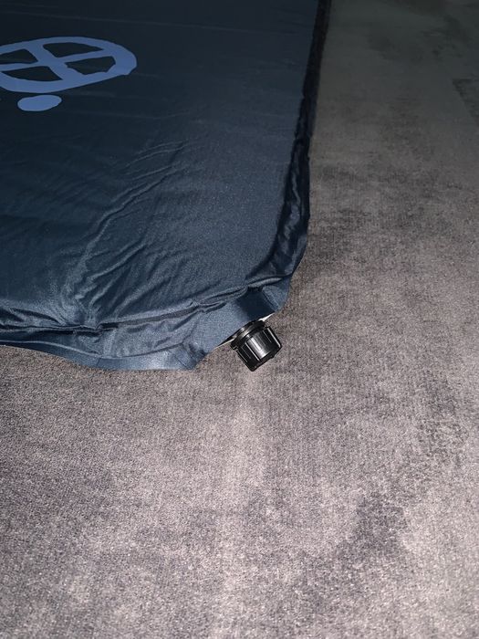 продаю самонадувний каремат