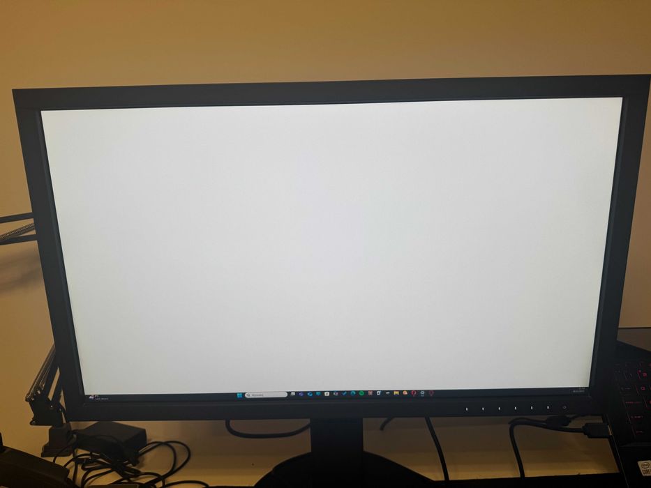 EIZO ColorEdge CS2740 27” 4K – stan idealny