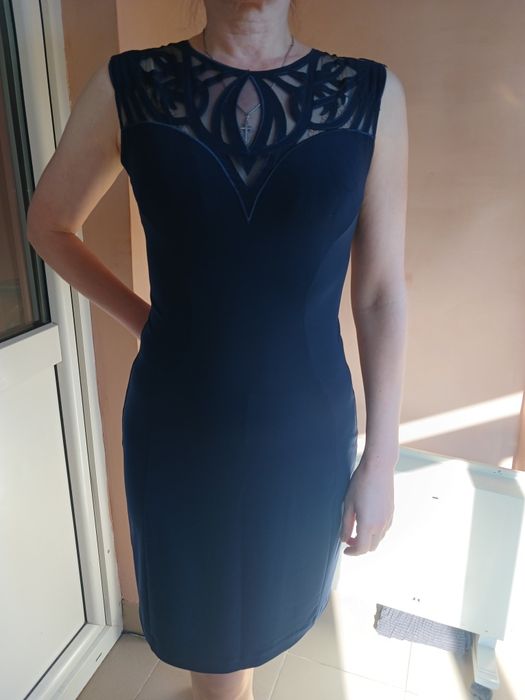 платье темно-синее 44р.