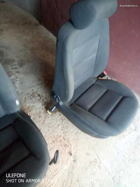 Bancos de Carrinha  Audi