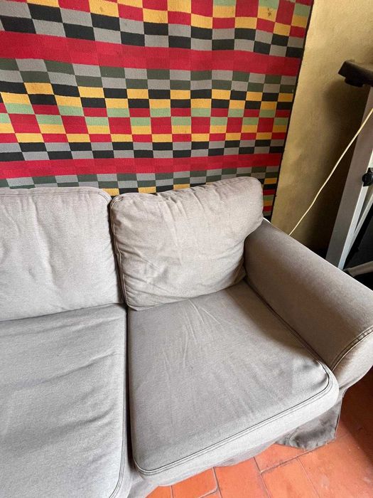 Sofá EKTORP do Ikea no Areeiro