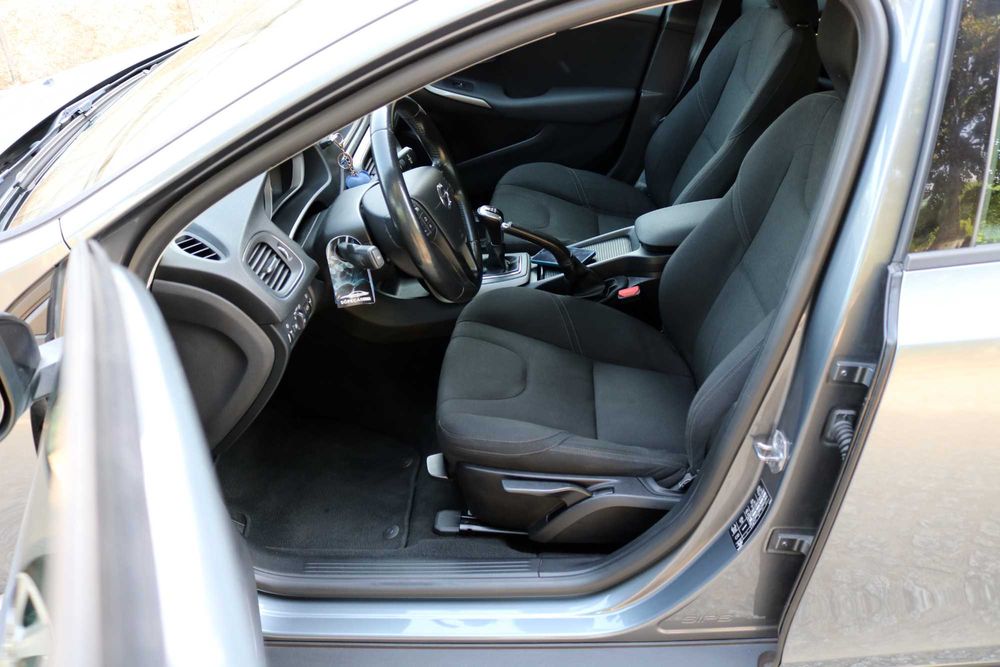 Volvo V40 Cross Country 2.0 D2 – Novembro 2016