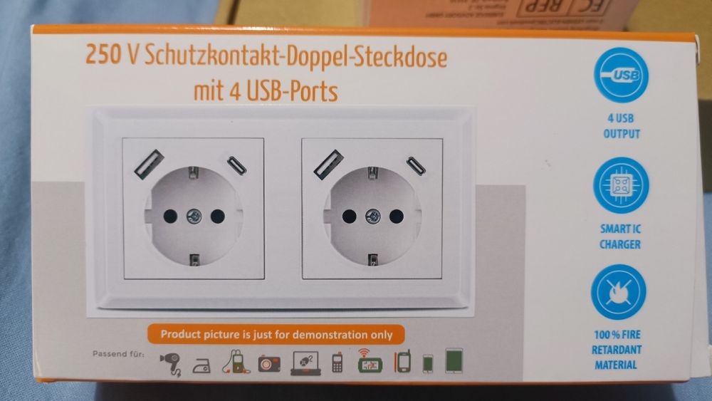 Tomada dupla com USB e USB-C