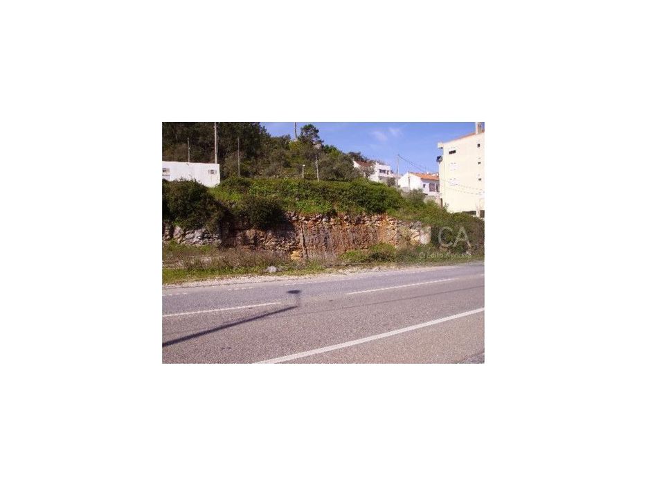 Lote de terreno para construção — Minde, Santarém