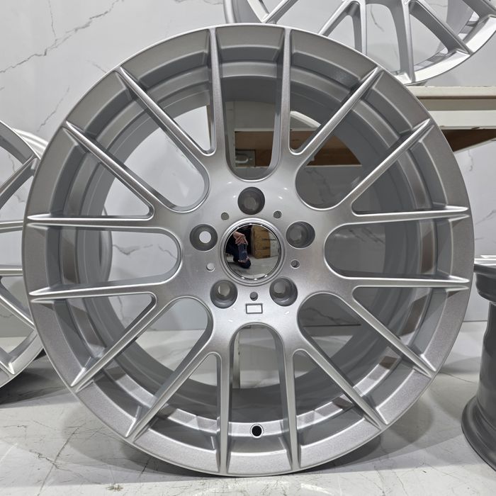 Jantes 18" compatíveis BMW style 359M M3 CSL 5x120